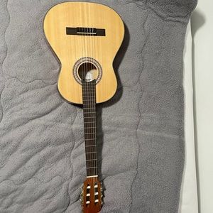 Firebrand Guitar (kids-beginners)